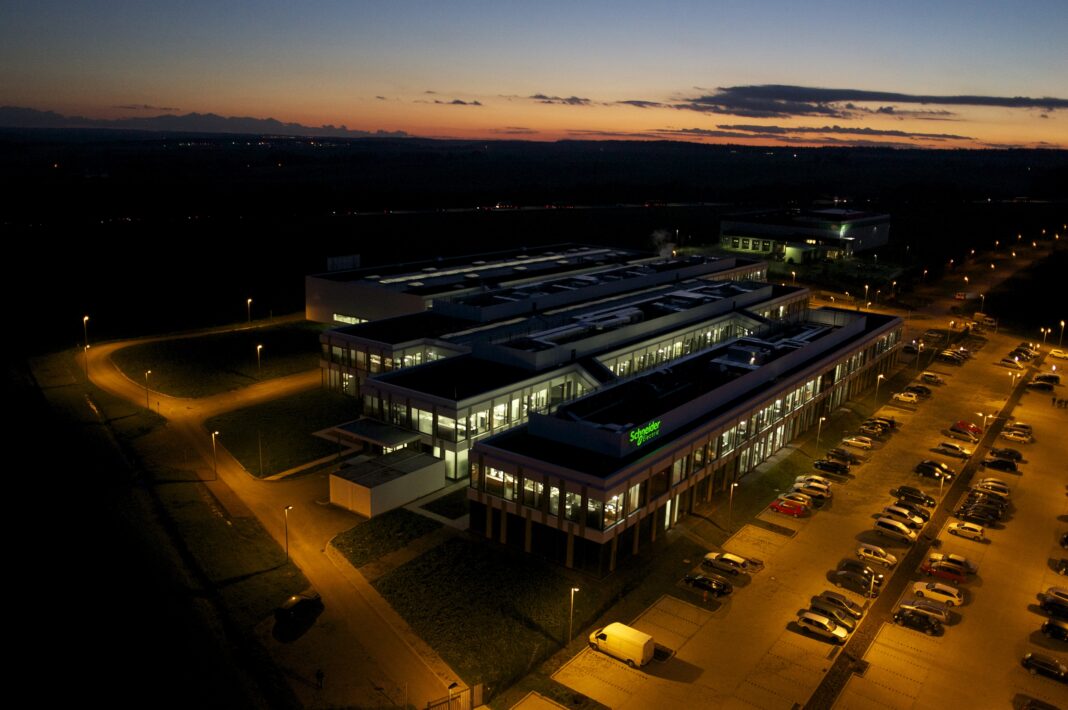 Informationsveranstaltung bei Schneider Electric in Marktheidenfeld